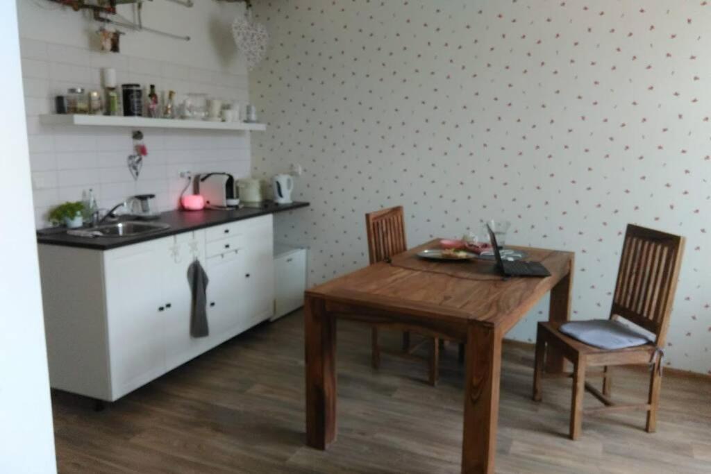 Stylovy Apartman V Centru Nachoda Bagian luar foto